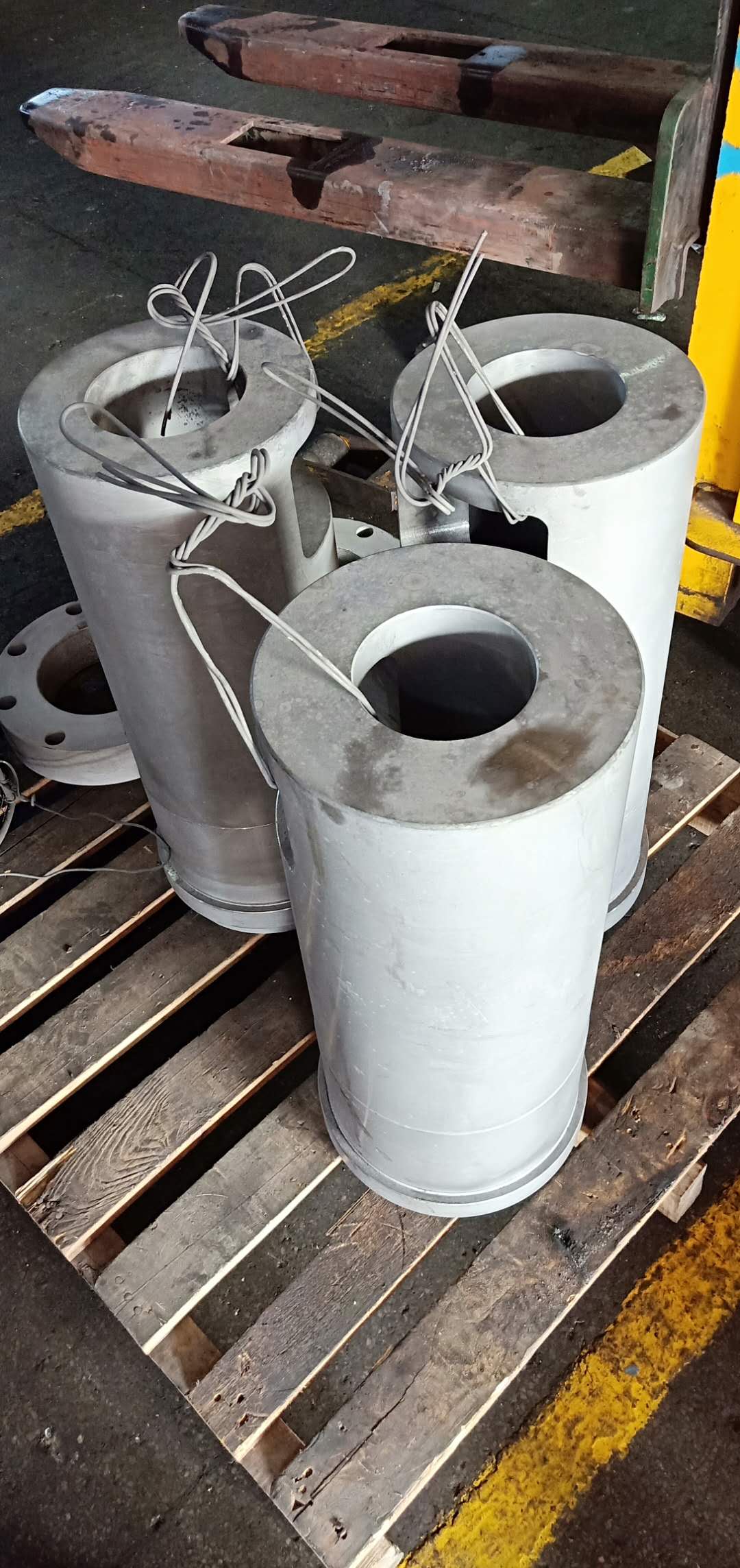 東莞德億熱處理廠,離子滲氮工藝的應用及體會